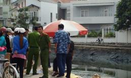 Xác trẻ sơ sinh trong thùng giấy trôi ra sông Sài Gòn