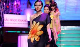 Á hậu Diễm Châu quyến rũ khoe vai trần trên sàn diễn