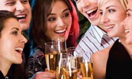 Bí quyết uống rượu bia không say xỉn dịp Tết