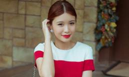 Học hot girl tô son đỏ ngày đầu năm