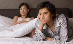 “Nếu con không phải con anh thì sao?”