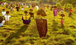 Thăm cánh đồng bù nhìn kỳ quái ở Phần Lan