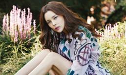 'Hoa hậu dao kéo' Park Si Yeon khoe vẻ đẹp mong manh trên tạp chí