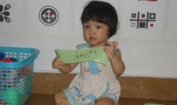 Xôn xao câu chuyện bé 15 tháng tuổi đọc tiếng Việt vanh vách