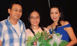 Ông xã 'tháp tùng' Trịnh Kim Chi đến chung vui với học trò