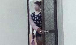 Xuống Đồ Sơn xem 'chân dài' 9X xếp hàng cho khách chọn