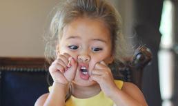 Biểu cảm đáng yêu của thần đồng ẩm thực nhỏ tuổi nhất thế giới