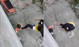 Bức xúc với người mẹ trẻ đánh con mình quá tàn nhẫn