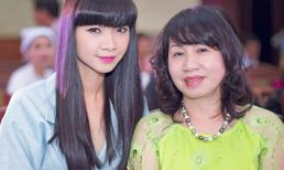 Bà chủ Venus - Hạ Vy trẻ trung đi làm giám khảo