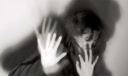 TQ: Mẹ lỡ tay đánh chết con gái 10 tuổi rồi tự tử không thành