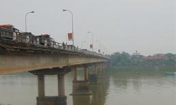 Thanh Hóa: Mẹ ôm con gái 2 tuổi nhảy cầu tự tử