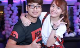 Quán quân SMĐH Hà Minh Tiến đến chúc mừng ca sĩ đàn em