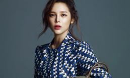 'Hoa hậu dao kéo' Park Shi Yeon khoe dáng kiêu kỳ trên tạp chí