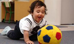 Những trò chơi luyện phản xạ nhanh cho bé 12-20 tháng