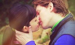 Gái Việt mách nhau cách “săn” trai Tây trên mạng