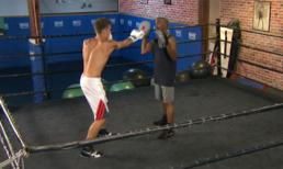 Justin Bieber 'thê thảm' trên sàn đấu quyền anh