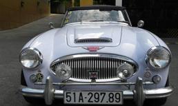 Xế độc của bạn trai Angela Phương Trinh tại Sài Gòn