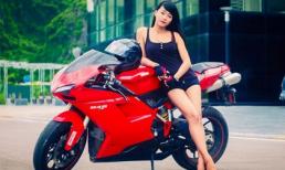 Những 9X xinh đẹp cưỡi mô tô xôn xao dân mạng