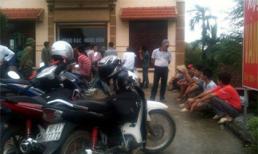 Băng cướp đi ôtô, dùng súng cướp tiệm vàng ở Hà Nam