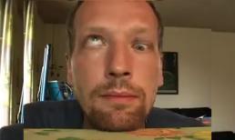 Khi tắc kè nhập thân