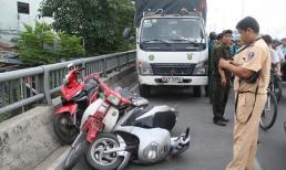 Đang xuống dốc thì mất phanh, xe tải ủi hàng loạt xe máy