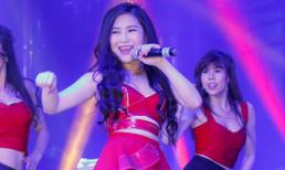 Hương Tràm gợi cảm vừa phải sau án phạt 