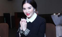 Lý Nhã Kỳ quý phái với 'cây' hàng hiệu sau tin đồn kinh doanh thua lỗ