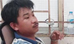 Bắt cha dượng đánh con của vợ dã man