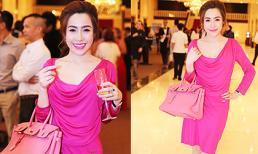 Hot girl doanh nhân Linh Jollie nổi bật tại sự kiện với váy hồng