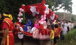 Nhà gái 'đứng hình' khi chú rể đưa xe ngựa rước dâu