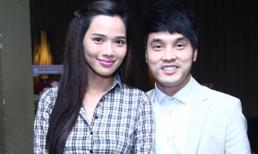 Vợ sắp cưới mặc kín đáo, 'tháp tùng' Ưng Hoàng Phúc dự tiệc