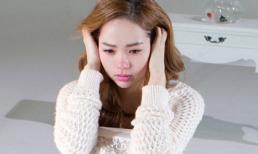 Minh Hằng khóc vật vã vì mất 'người yêu'