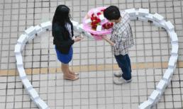 Mua 99 chiếc Iphone 6 để cầu hôn bạn gái