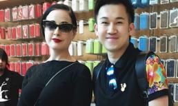 Dương Triệu Vũ hào hứng vì được chụp hình cùng Dita Von Teese