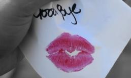 Tiễn người yêu lấy vợ