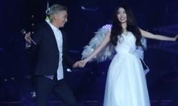 Ngô Kiến Huy nắm chặt tay, 'tung bay' cùng người yêu