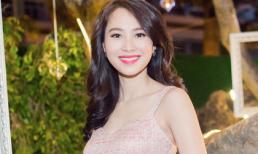 Đặng Thu Thảo rạng rỡ sau khi phủ nhận thi 'Miss Universe 2014'