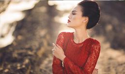 Cao Thùy Linh đẹp quyến rũ cùng sắc đỏ