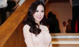 Hoa hậu Thu Hoài diện váy ngàn đô đi cổ vũ Hà Hồ