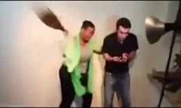 Phản ứng của cô gái sau khi biết mình bị lừa