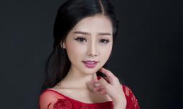 Khánh Hiền diện đầm dạ hội đẹp sang trọng