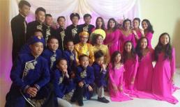 Bố mẹ Hoài Linh hát cùng con cháu trong đám cưới vàng