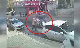 Nổi da gà với tai nạn của mẹ và bé