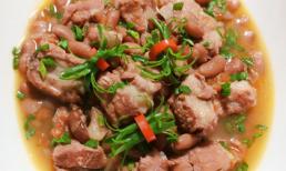 Mùa đông ăn đậu đỏ hầm sườn non ngon tuyệt!