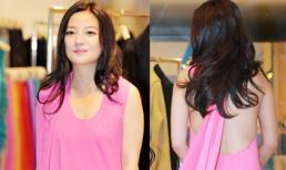 Triệu Vy bất ngờ khoe lưng trần khiến cánh mày râu 'lạc lối về'