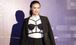 Huyền Ny diện 'đồ lót ngược' gây chú ý