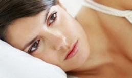 Chán chồng khô cứng tôi 'lên giường' với... 'phi công trẻ'