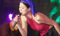 Trang Trần diện áo tứ thân gây ấn tượng với đêm nhạc dân gian 