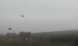 Choáng ngợp với tuyệt chiêu bốc hàng của trực thăng