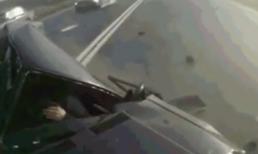 Hú vía thoát chết sau cú va xe